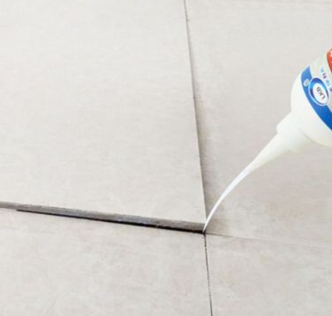 来凤瓷砖空鼓维修公司分享卫生间瓷砖脱落的原因可能有以下几点